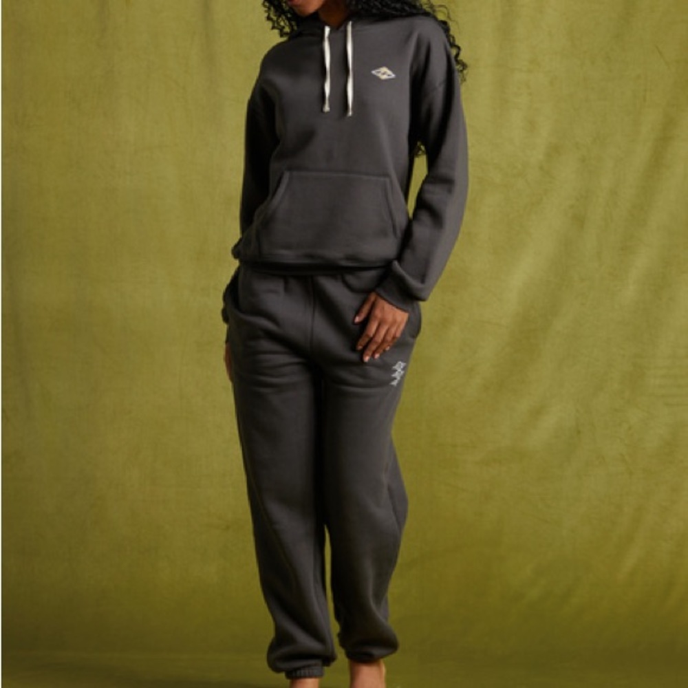 Billabong Sweat Suit